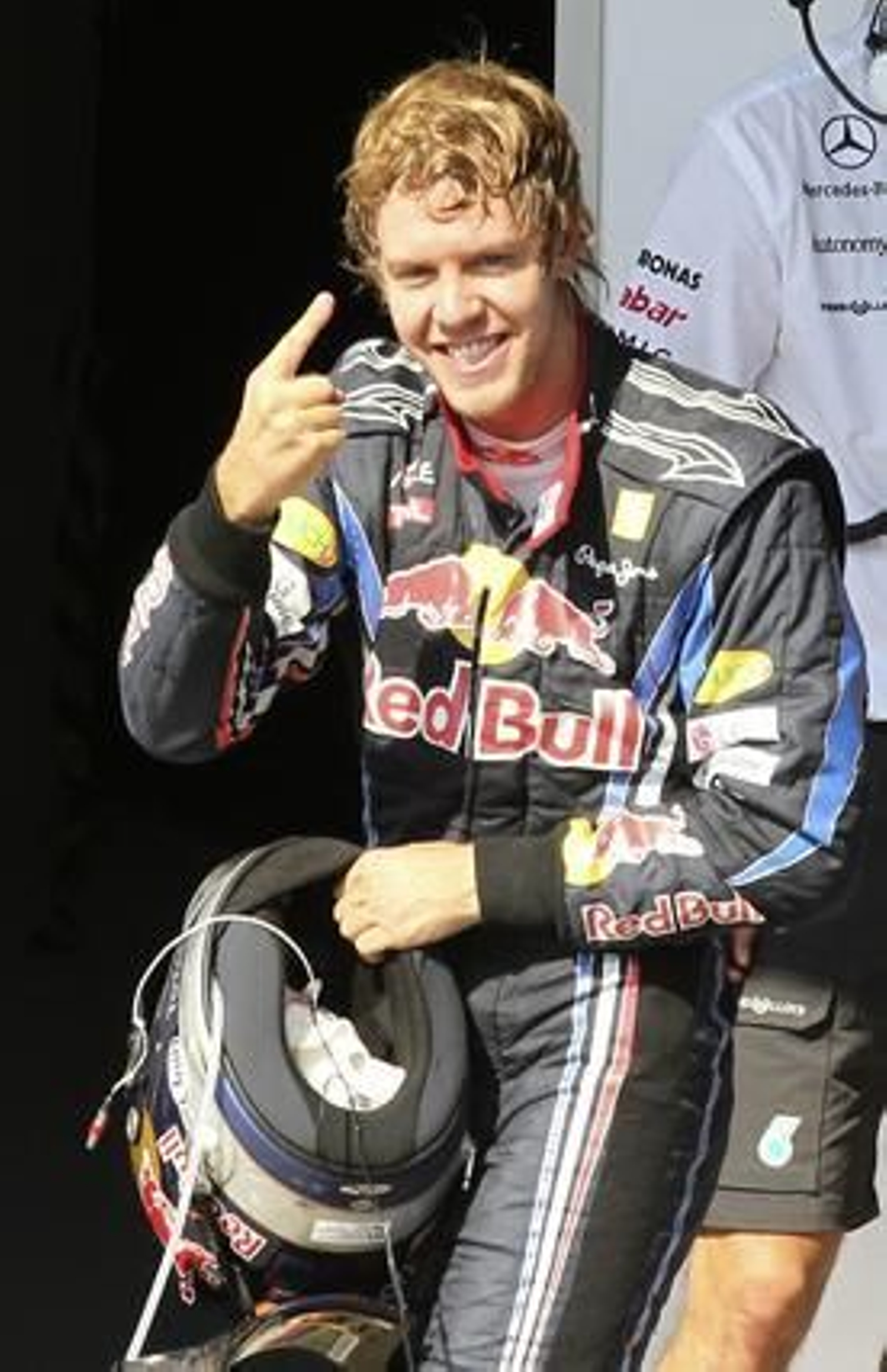 Vettel gana en Interlagos por delante de Webber y Alonso. /Reuters