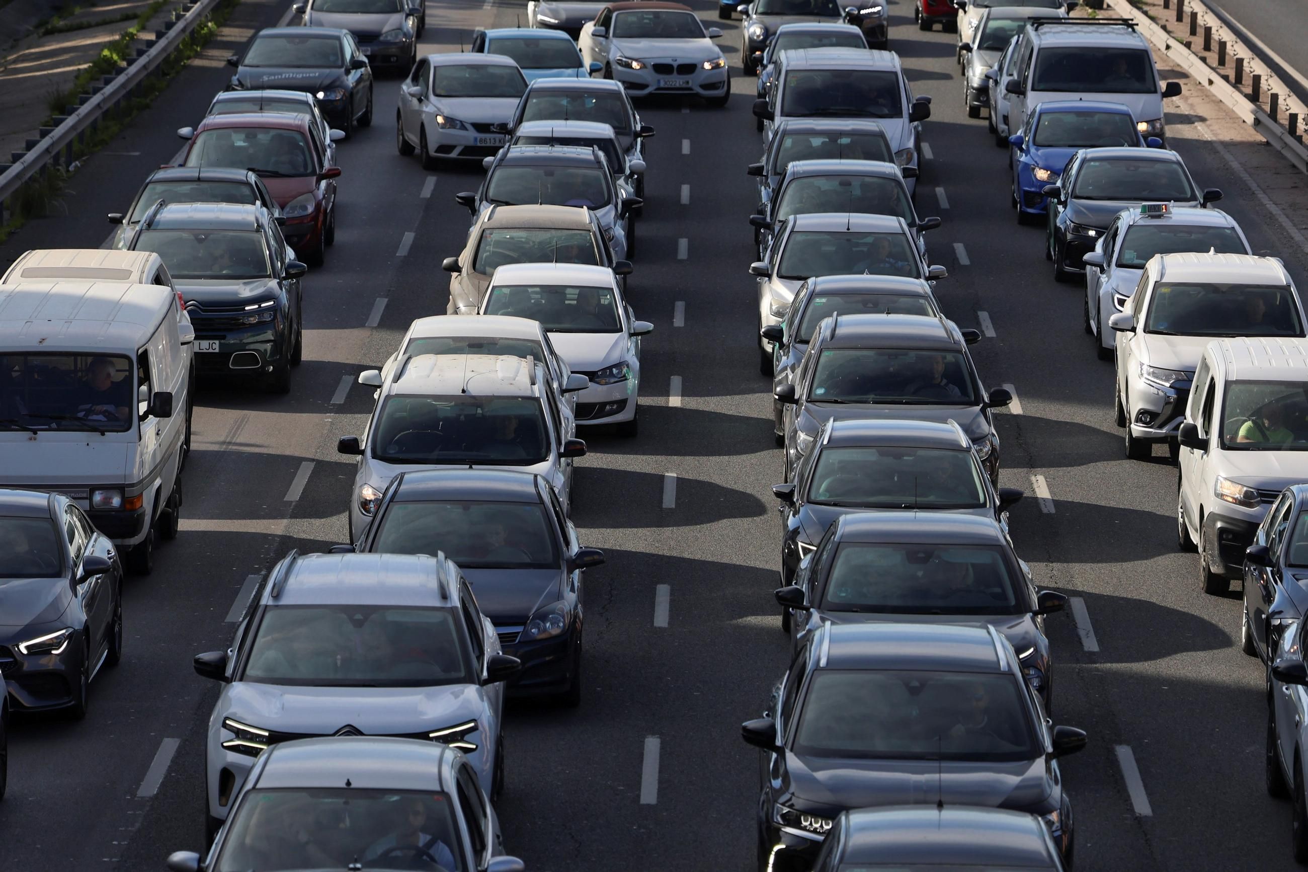 Sigue la guerra entre el PP y el subdelegado en Málaga por los atascos en la A-7