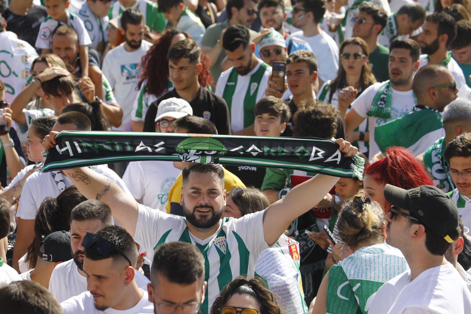 Las mejores fotos de la 'Fan Zone' del Córdoba CF antes del partido ante la Ponferradina