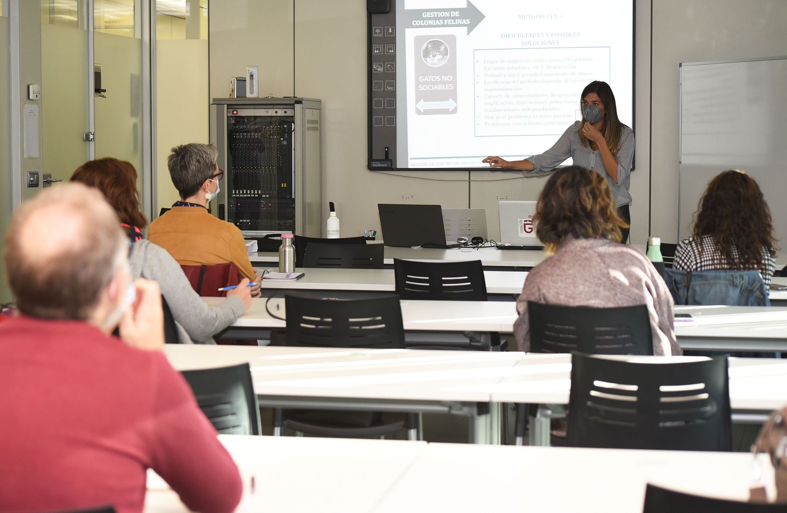 Un momento de la jornada de formación de control de plagas de la Diputación.