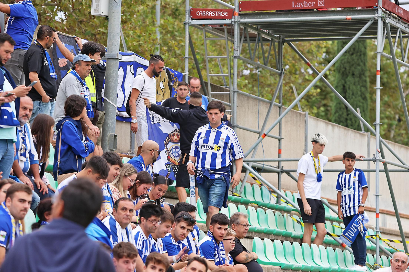 Búscate en las gradas del Betis Deportivo-Recreativo de Huelva