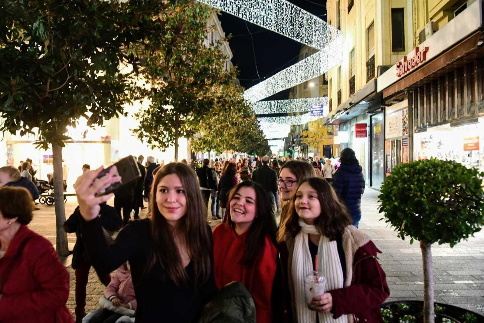 Las luces ya anuncian la Navidad en Córdoba Las luces ya anuncian la Navidad en Córdoba