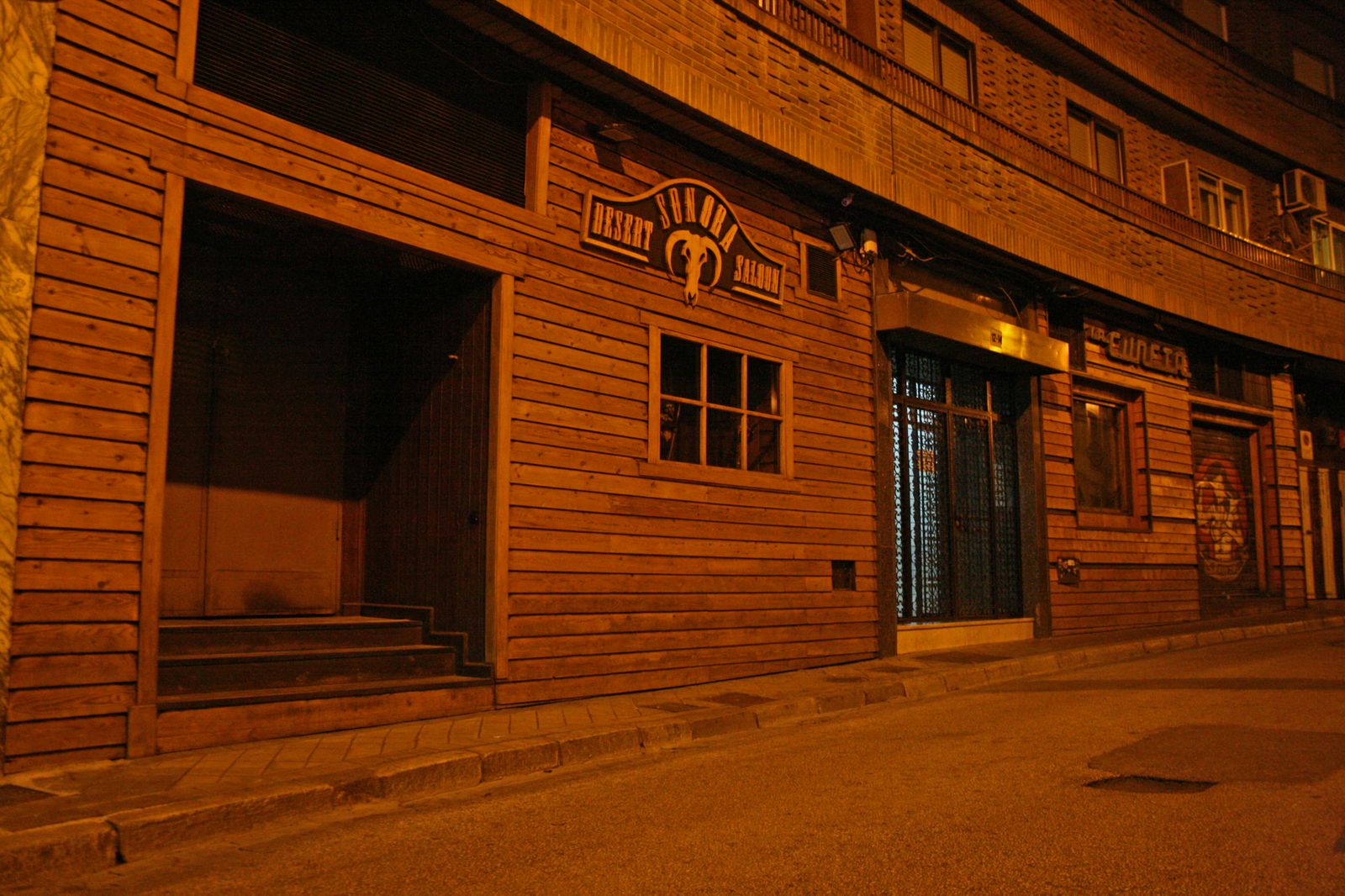 Las zona de fiesta de Granada por la noche durante el confinamiento por coronavirus