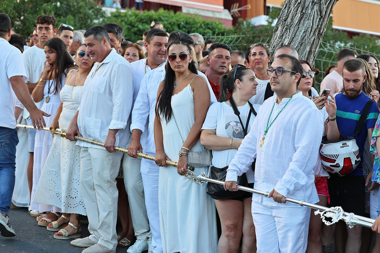 Imágenes de la Virgen del Carmen procesionando en Punta Umbría