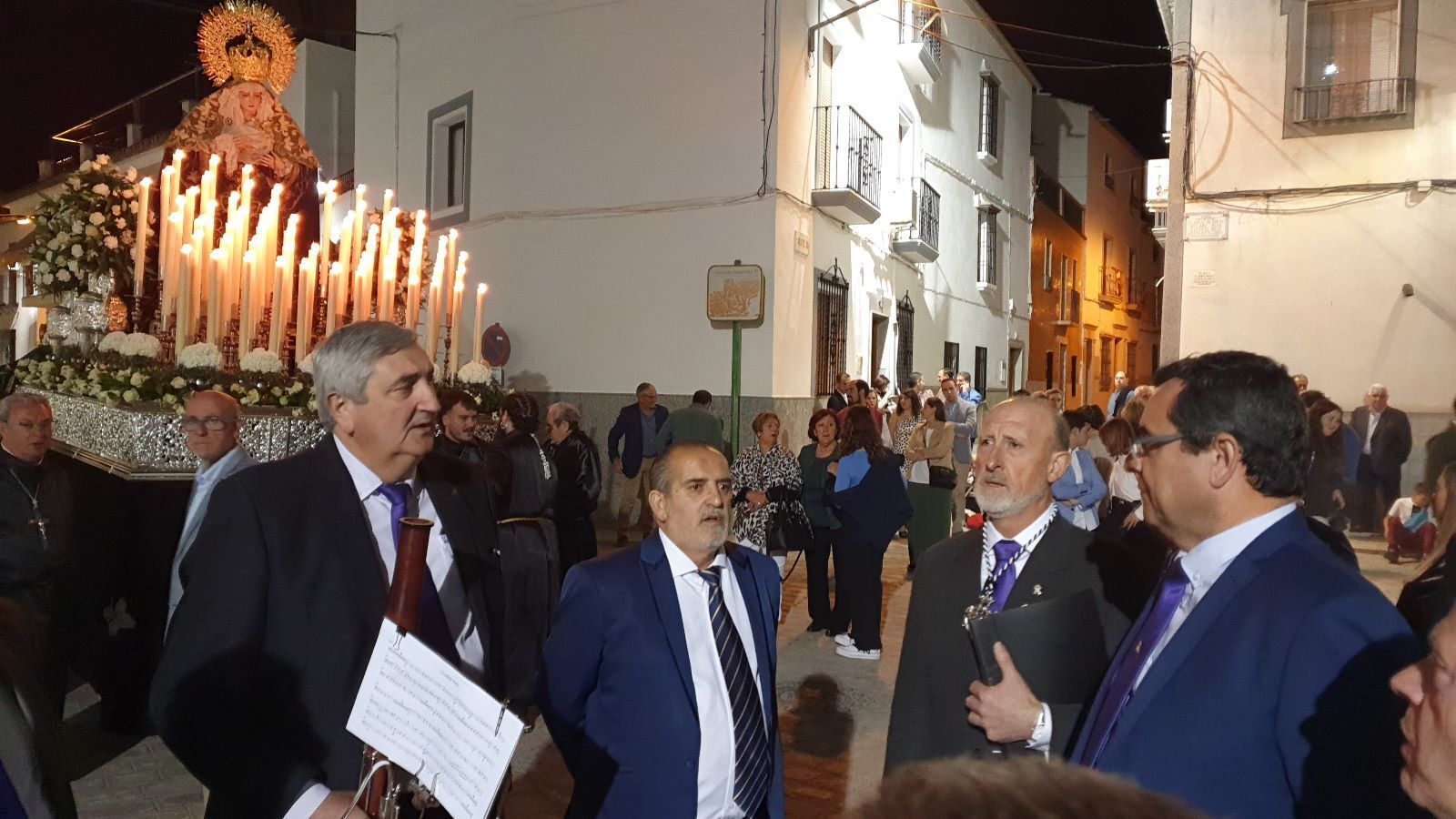 Viernes Santo en Castro del Río: A los pies del Santo Sepulcro, en imágenes