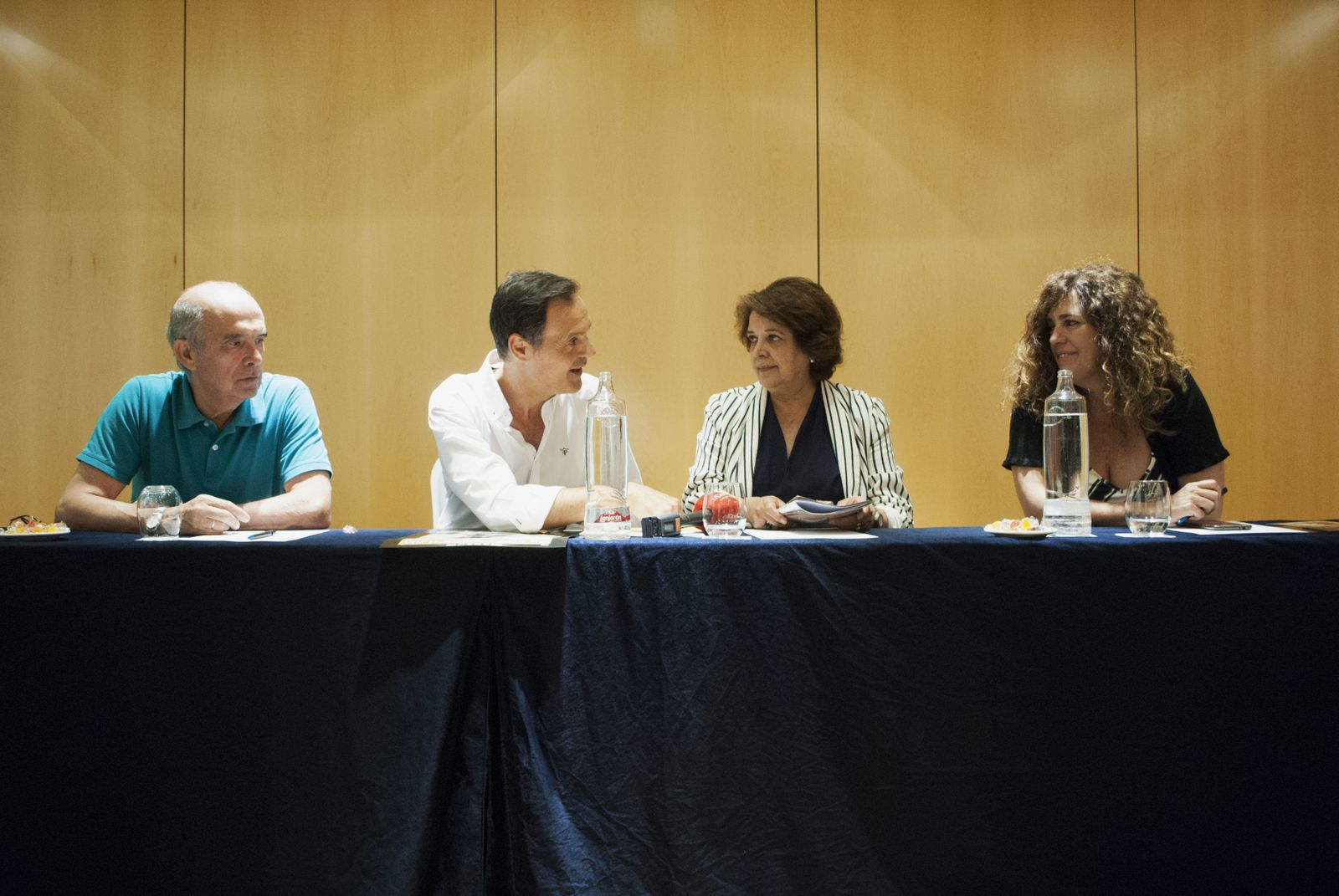 José Manuel García, subdirector del Distrito Triana; Francisco Javier Gutiérrez, director de la Banda Municipal de Sevilla; Carmen Castreño, delegada del distrito, y Ana Risquet, directora del distrito.