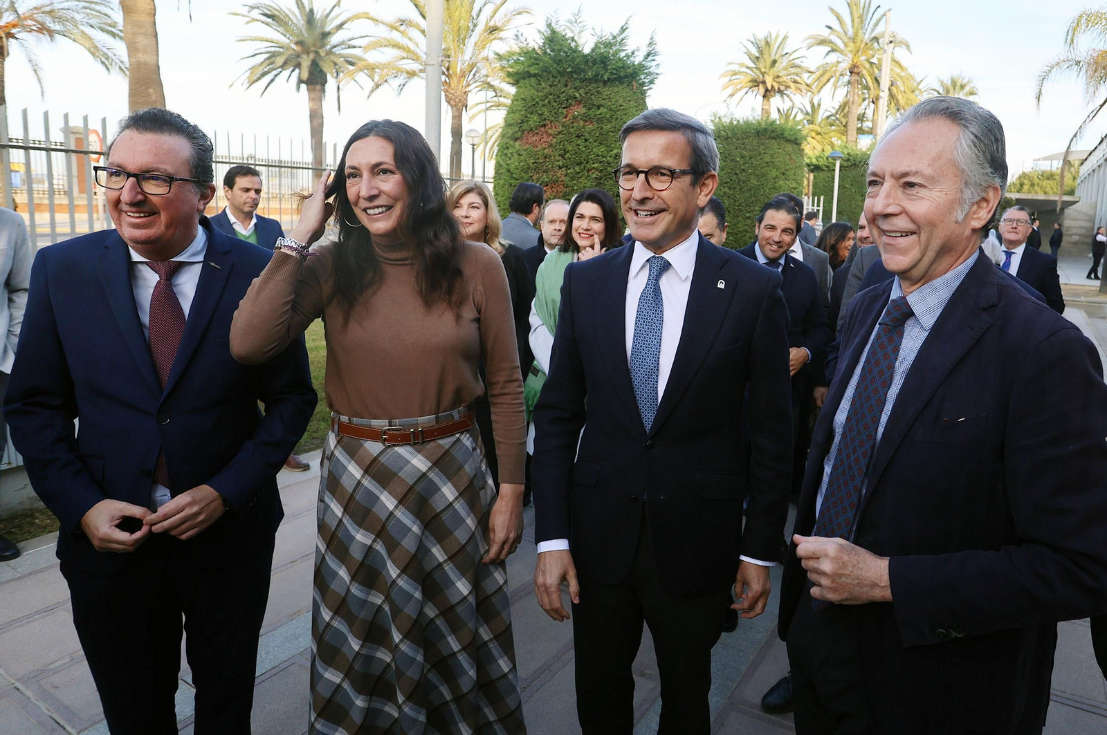 Imágenes del desayuno-coloquio con Jorge Paradela en el Foro Joly Andalucía celebrado en Huelva