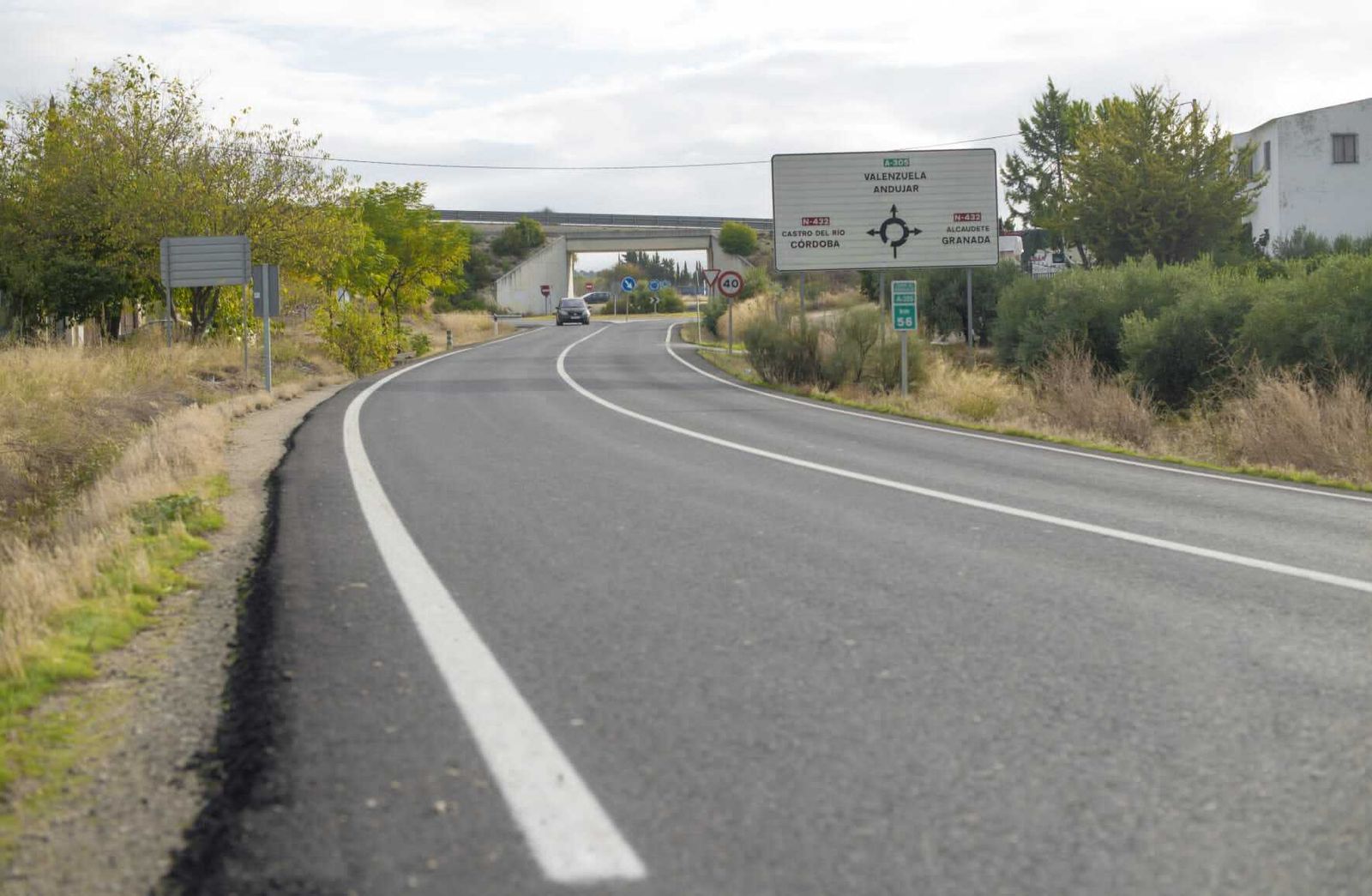 Carretera A-305 en Baena.