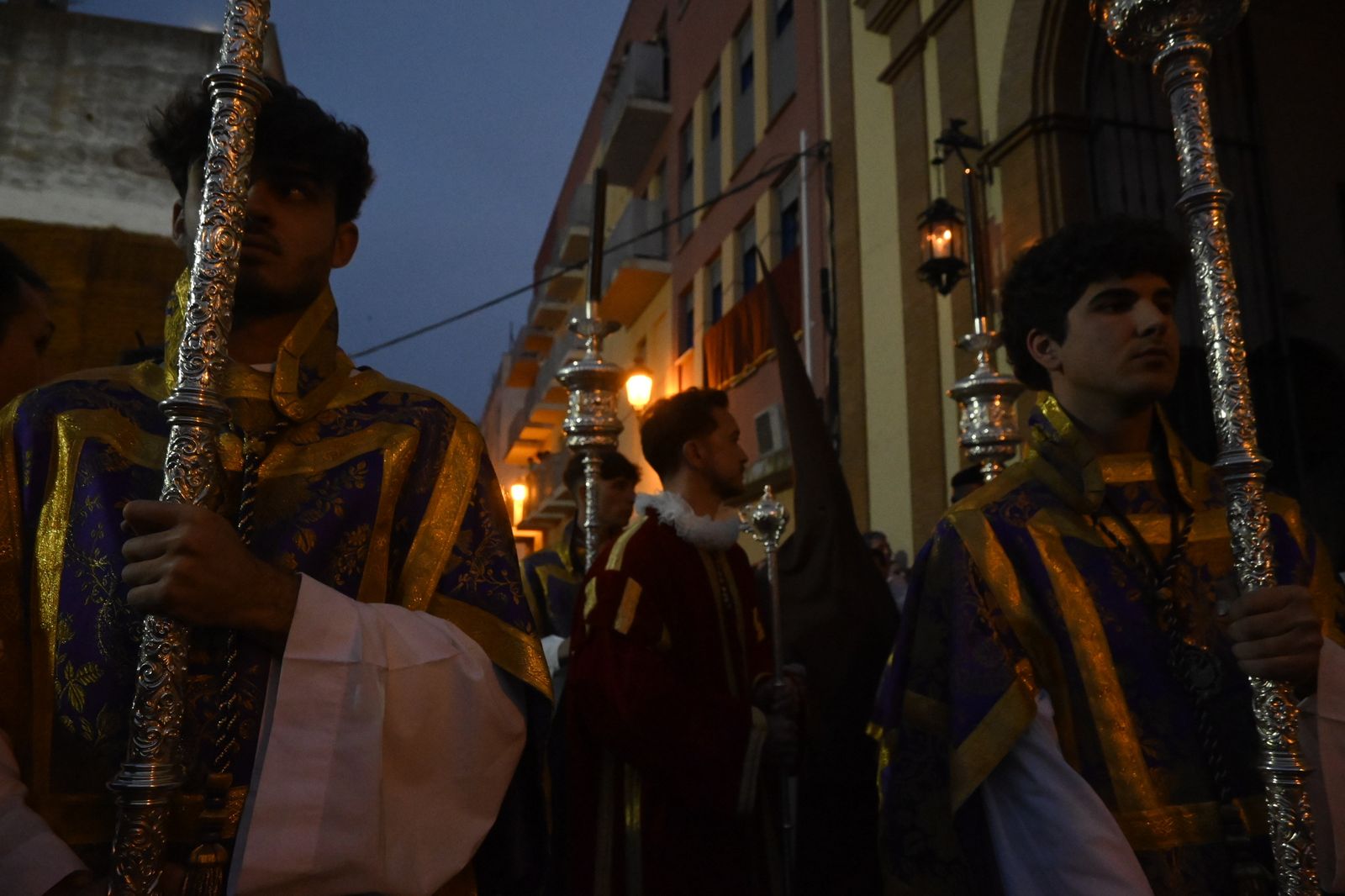 Lunes Santo: Calvario en Huelva, en imágenes