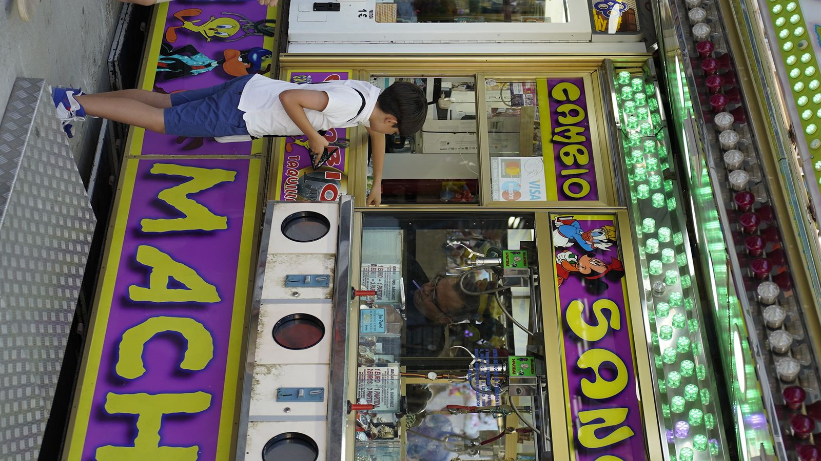 Búscate en las fotos del jueves en la Feria de Algeciras