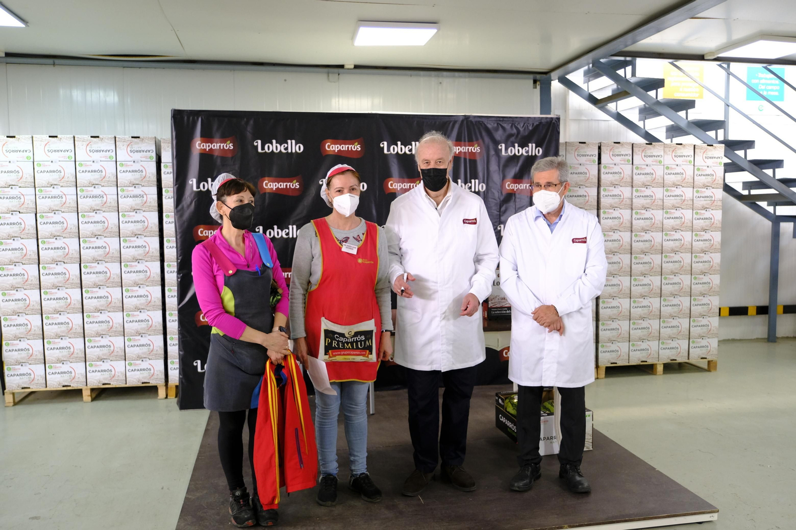 Fotogalería de la visita de Vicente del Bosque a Grupo Caparrós.