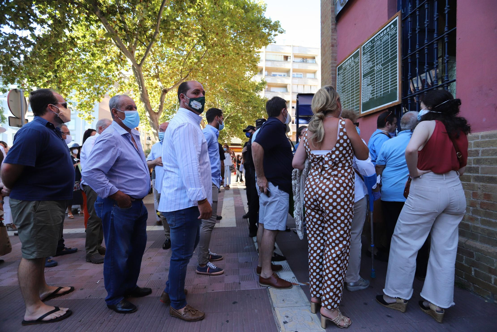 Ambiente taurino del 2 de Agosto en Huelva