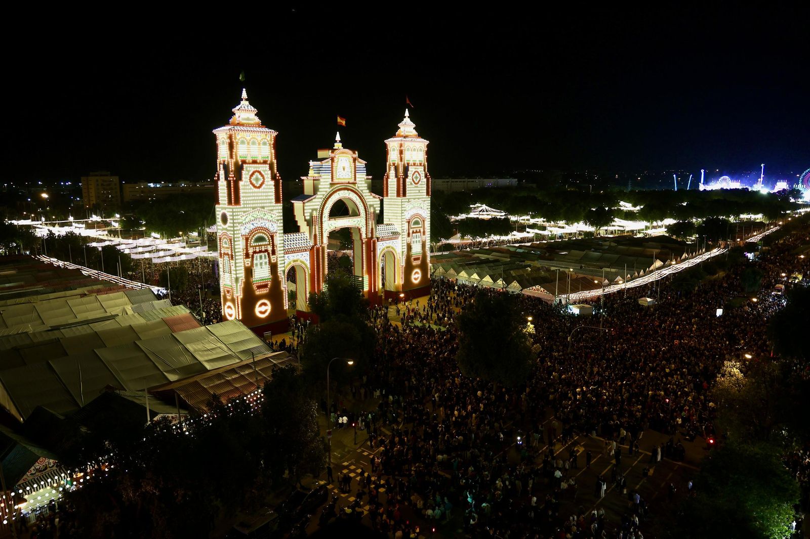 Alumbrao de la portada de Feria 2025