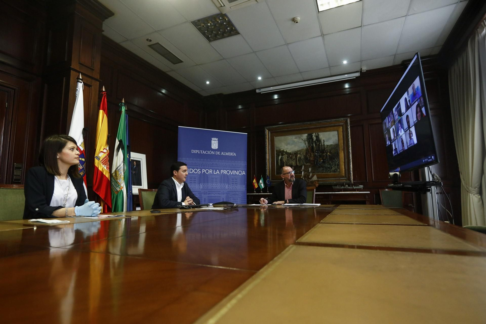 Las ayudas a familias del Programa 'Contigo' beneficiarán a a más de 12.000 personas