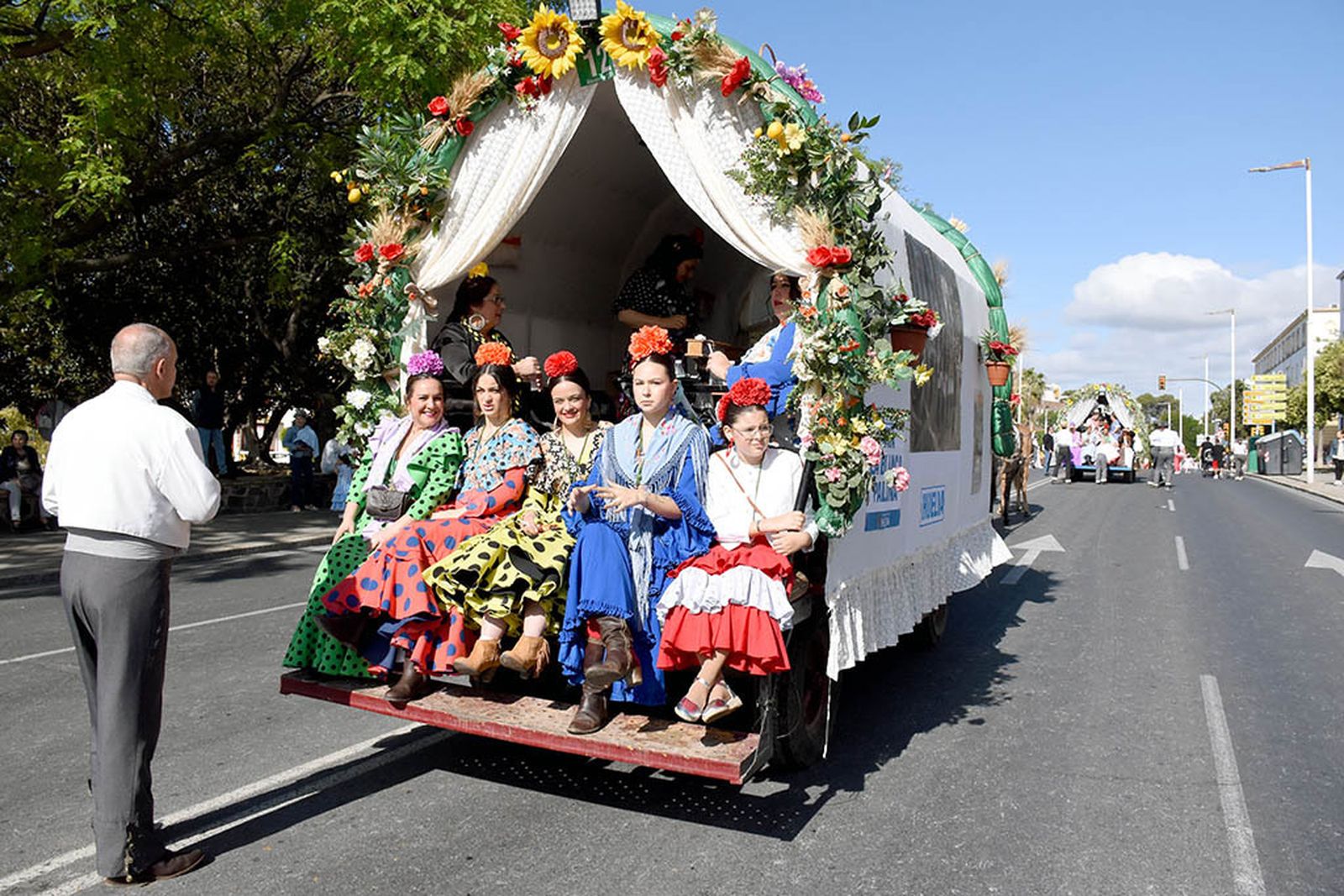 Imágenes de los carros de la Hermandad del Rocío de Huelva