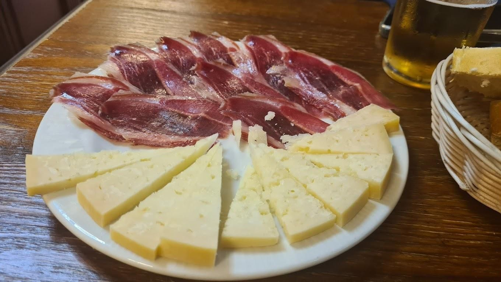 Ultramarinos El Veedor