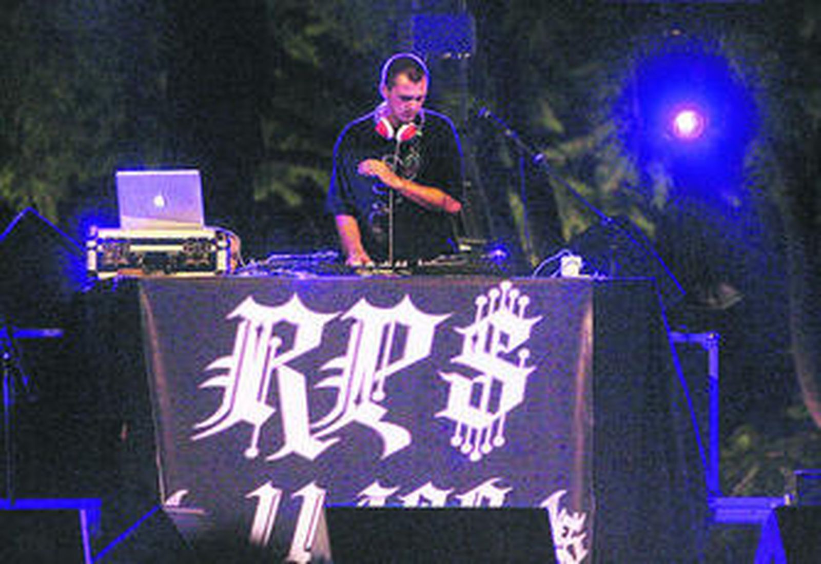 El grupo RPS en un momento de su actuación el sábado en la Alameda Vieja.