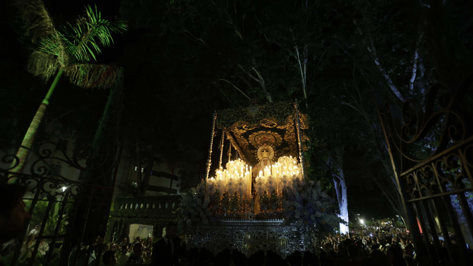 La Magna Mariana de Algeciras por el Parque María Cristina, en imágenes