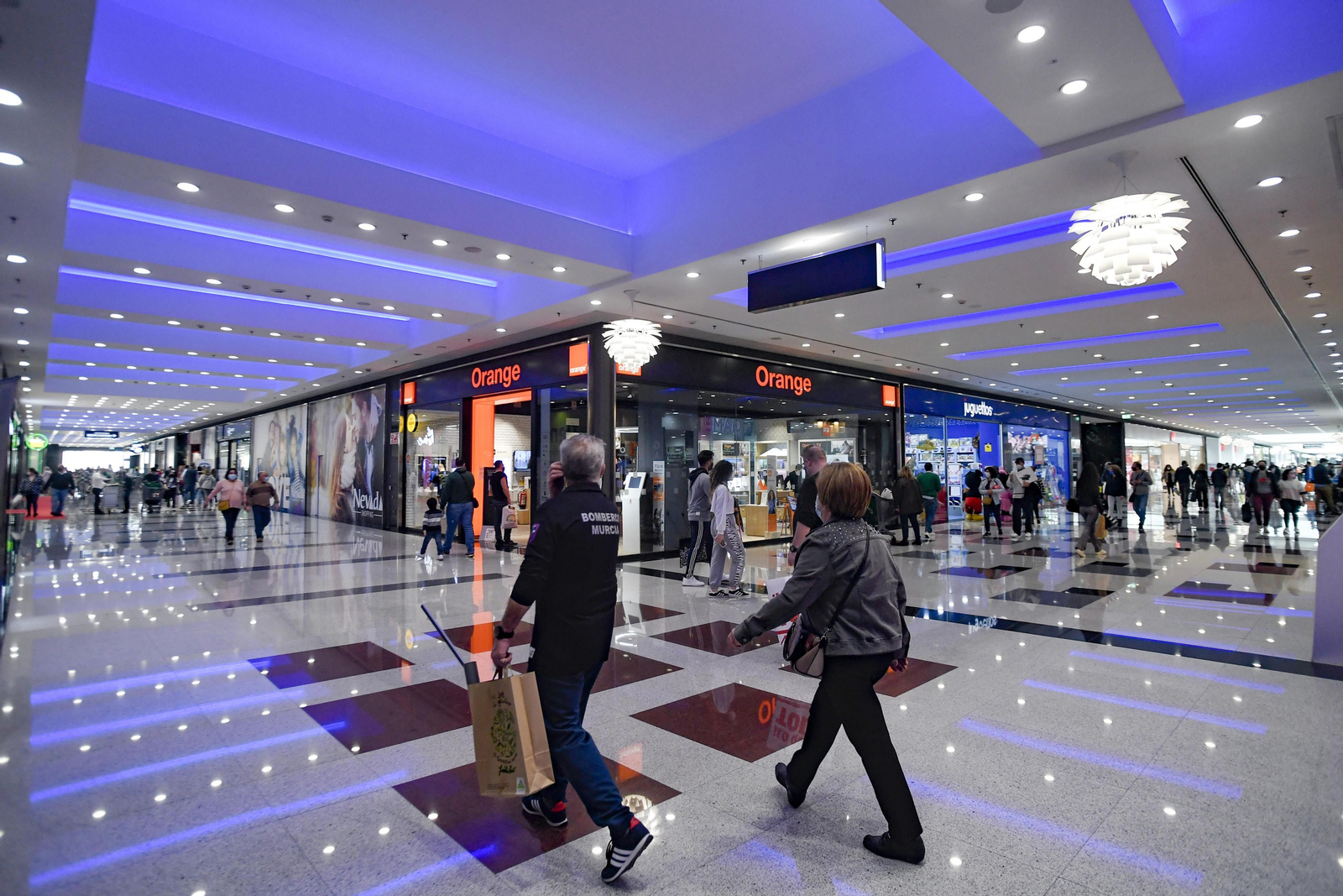 El centro comercial Nevada Shopping podrá albergar más personas en nivel 2