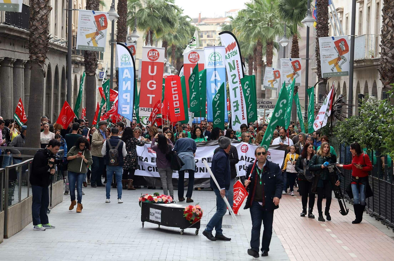 Imágenes de la manifestación en defensa de la educación pública