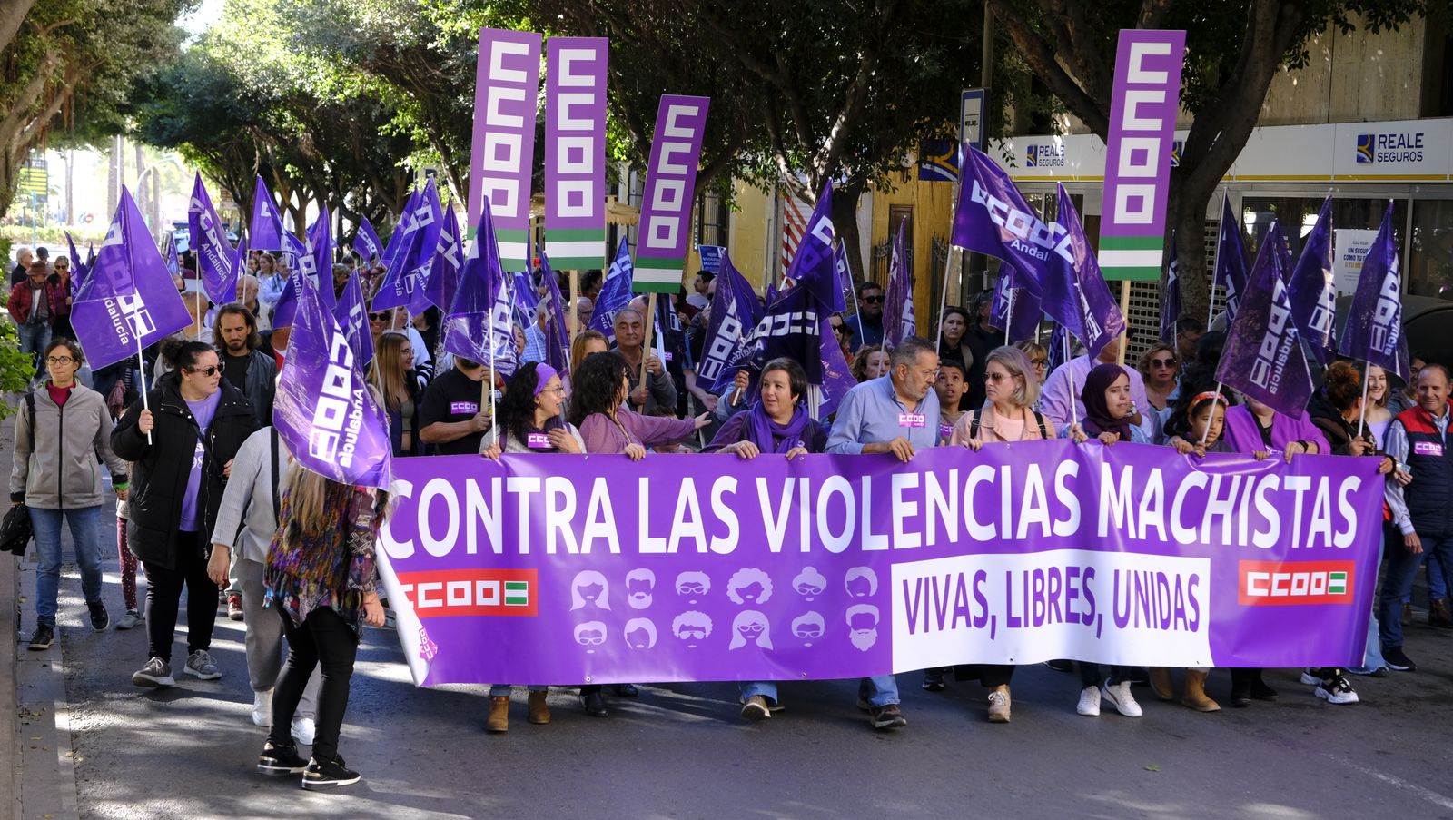 Manifestación contra la violencia machista de este sábado en Almería.