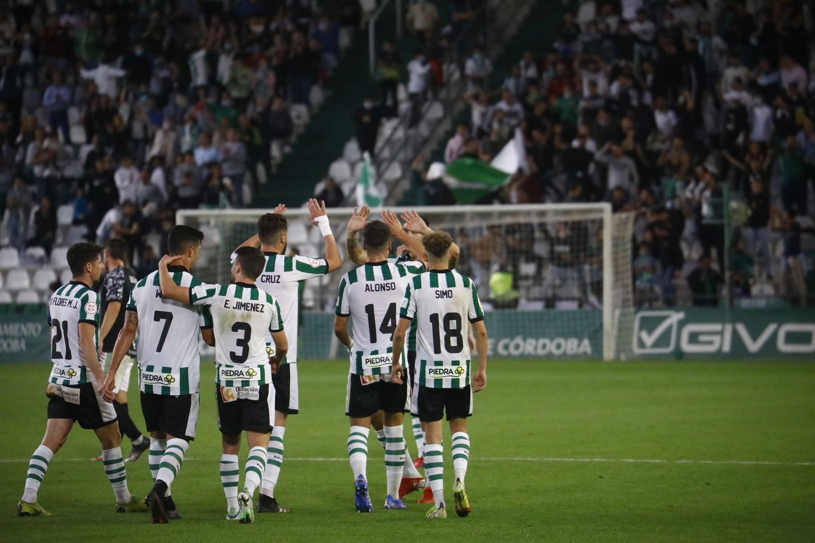 La victoria del Córdoba CF ante el Cacereño, en imágenes