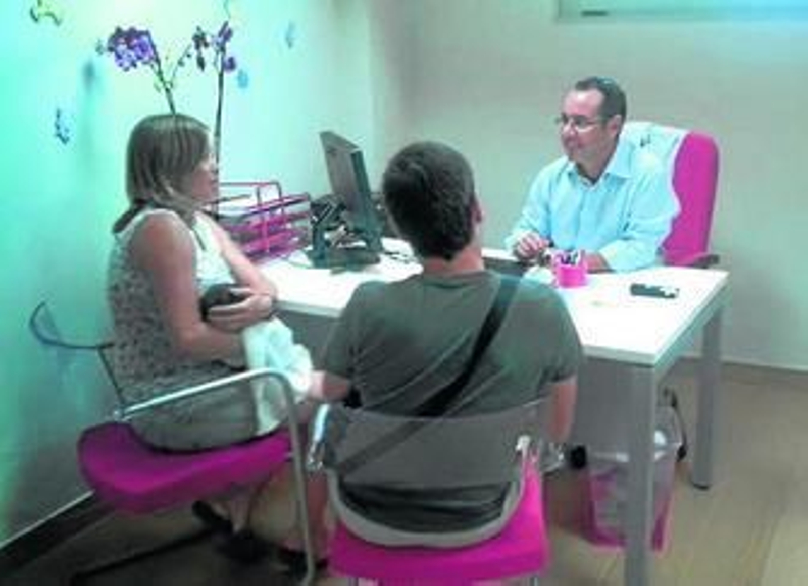 Los padres acuden a la consulta para pedir asesoramiento en conflictos con sus hijos.