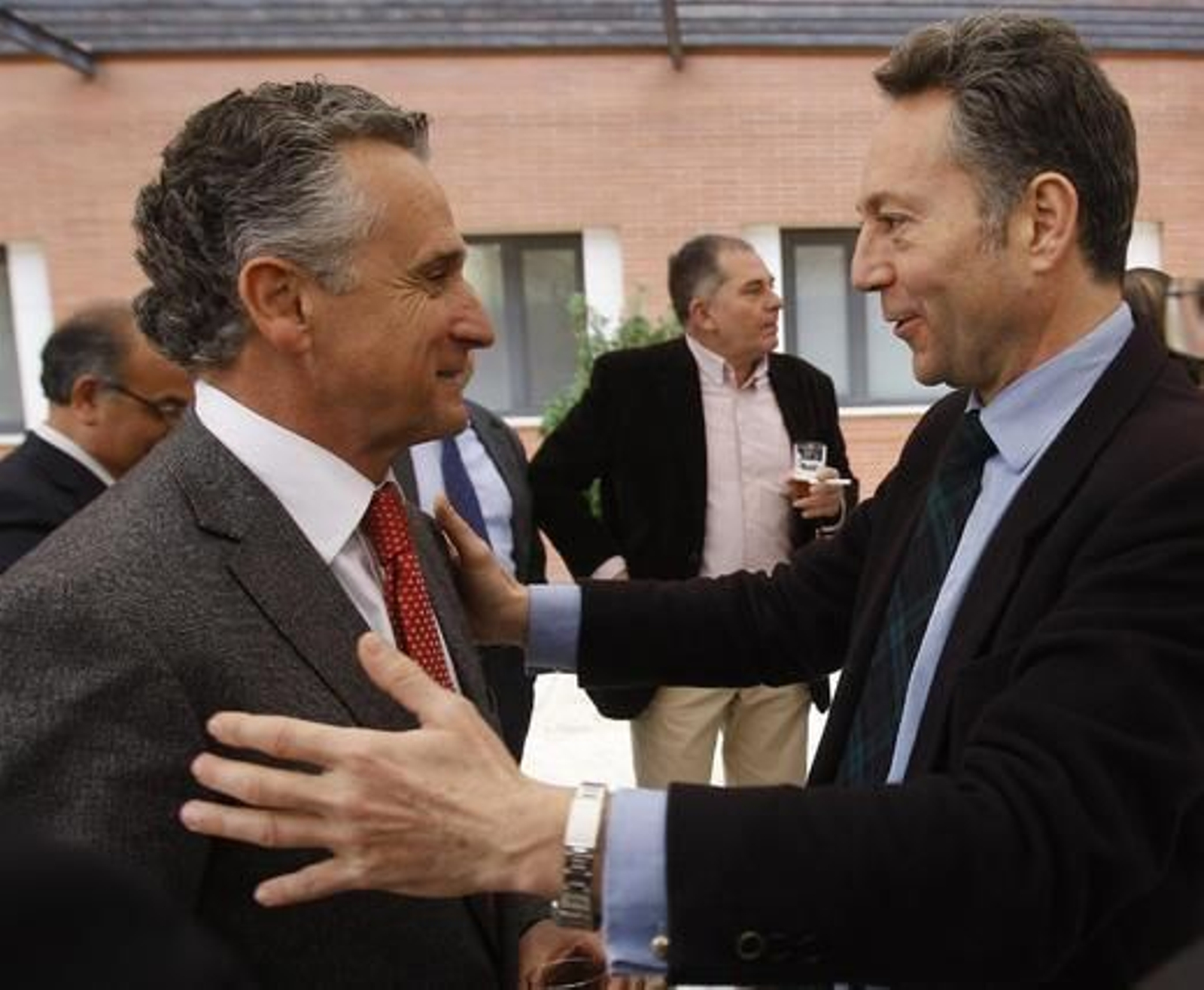 Plata junto al presidente del Grupo Joly, José Joly Martínez de Salazar.  Foto: S. Camacho· Migue Fernandez