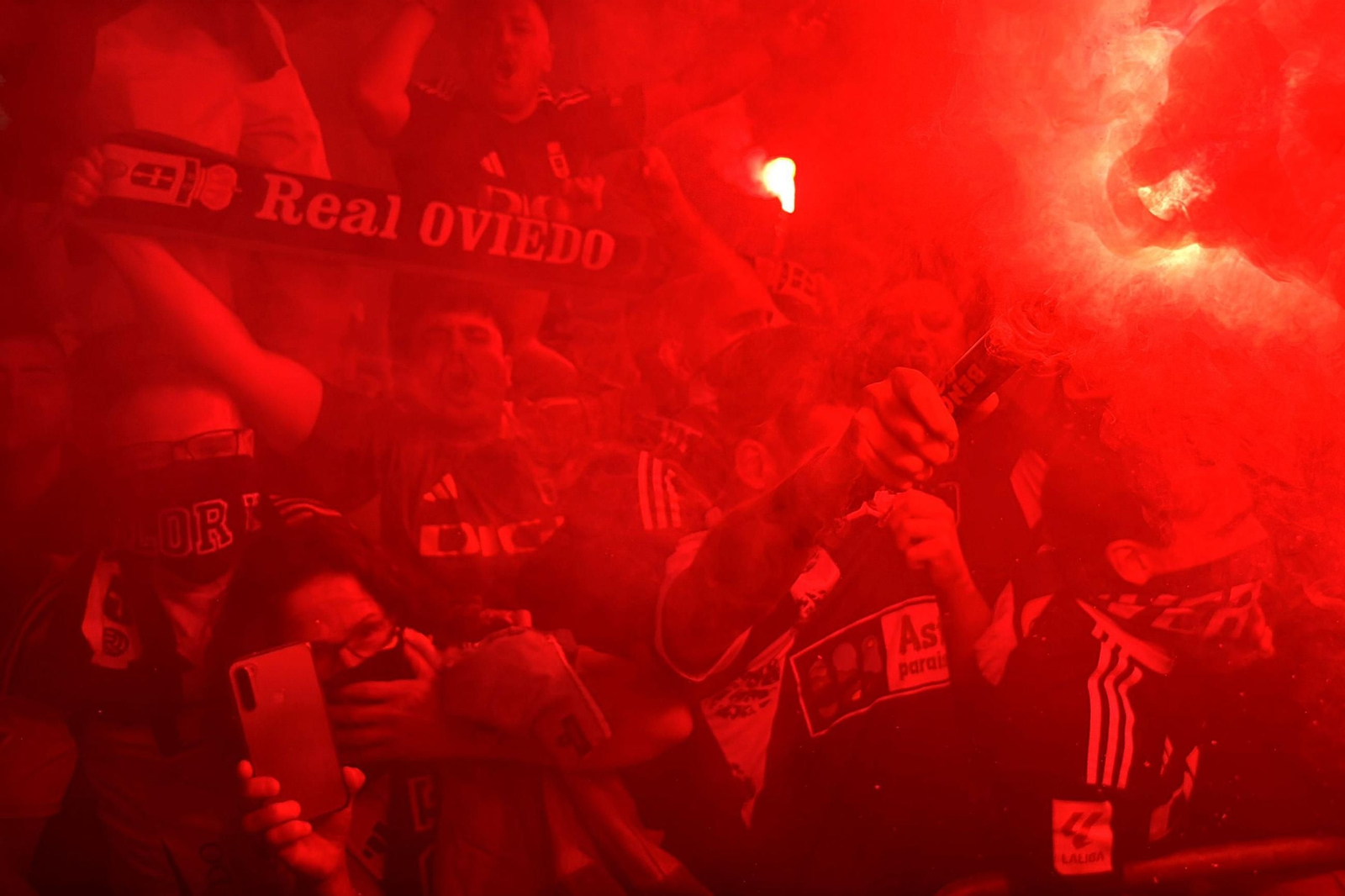 Las fotos del ascenso del Oviedo ante el Mirandés
