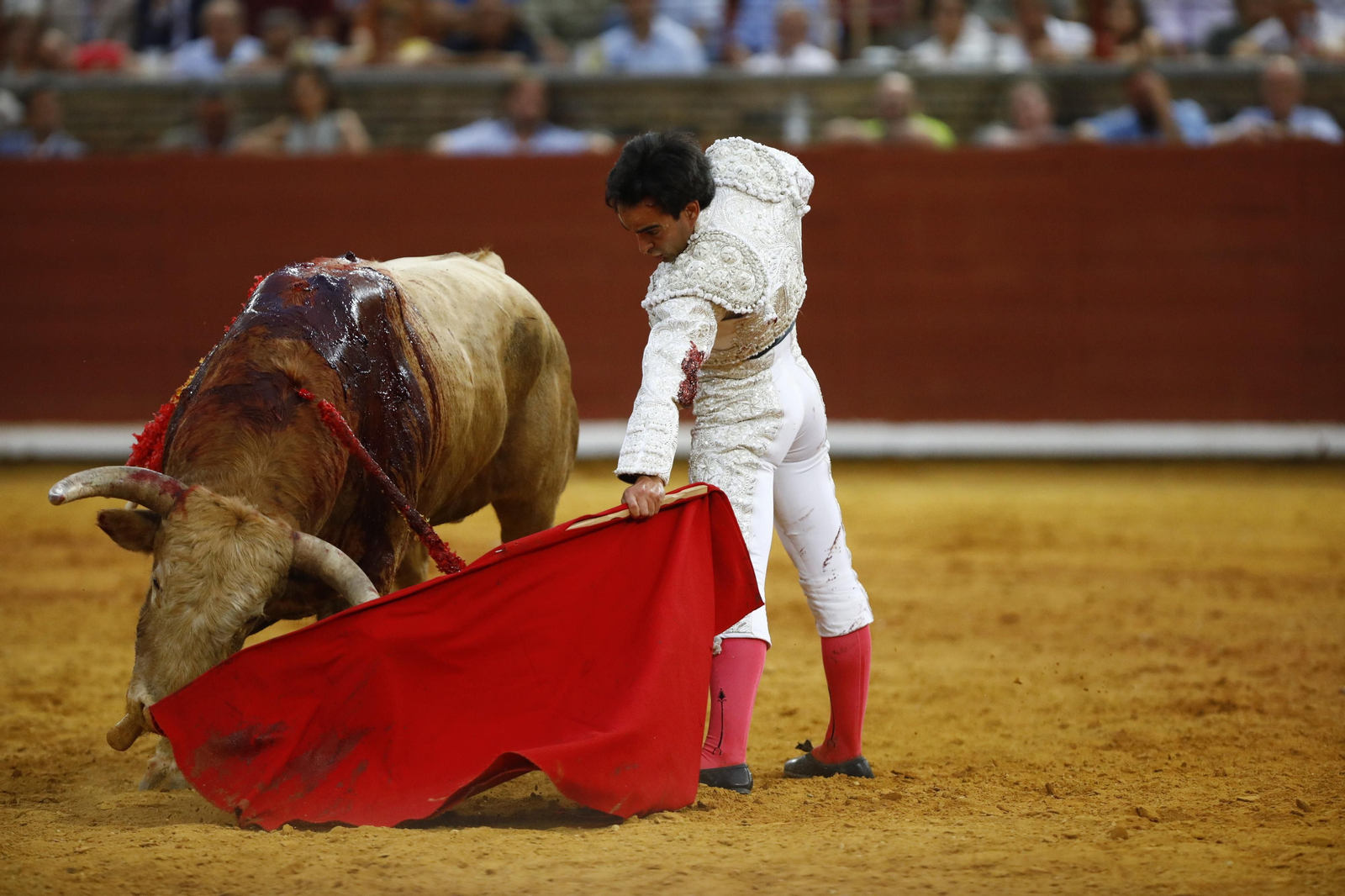 La corrida de Talavante, Roca Rey y Lagartijo, en Córdoba, en imágenes