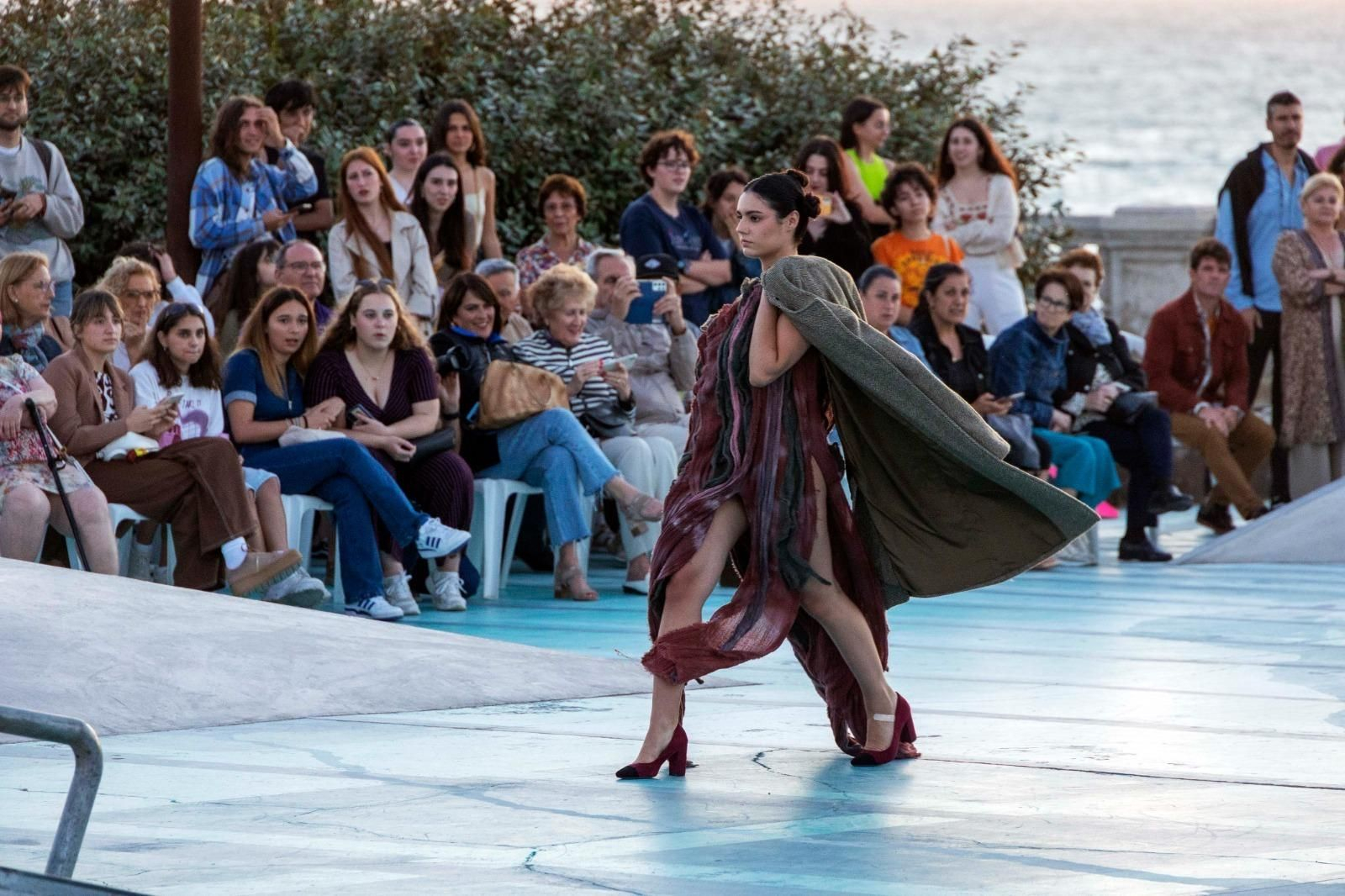 Imágenes  del LUX Fashion Show de la Escuela de Arte de Cádiz