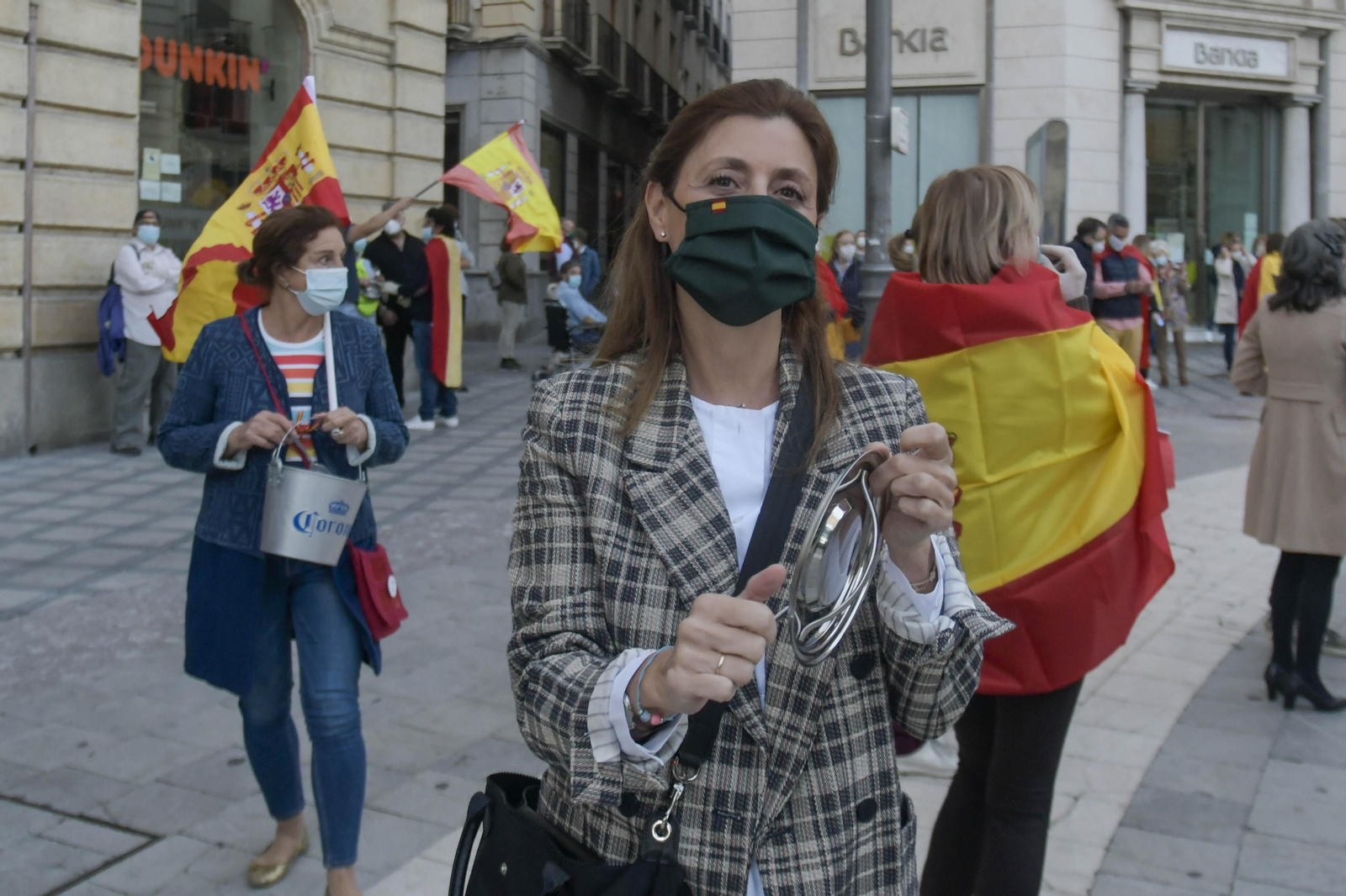 Fotos de la manifestación en Puerta Real al grito de "Gobierno dimisión"
