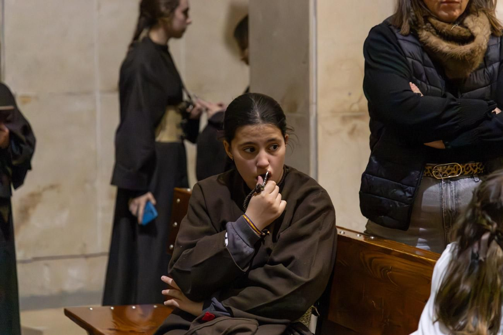 La temida lluvia impide el desarrollo normal de este Martes Santo