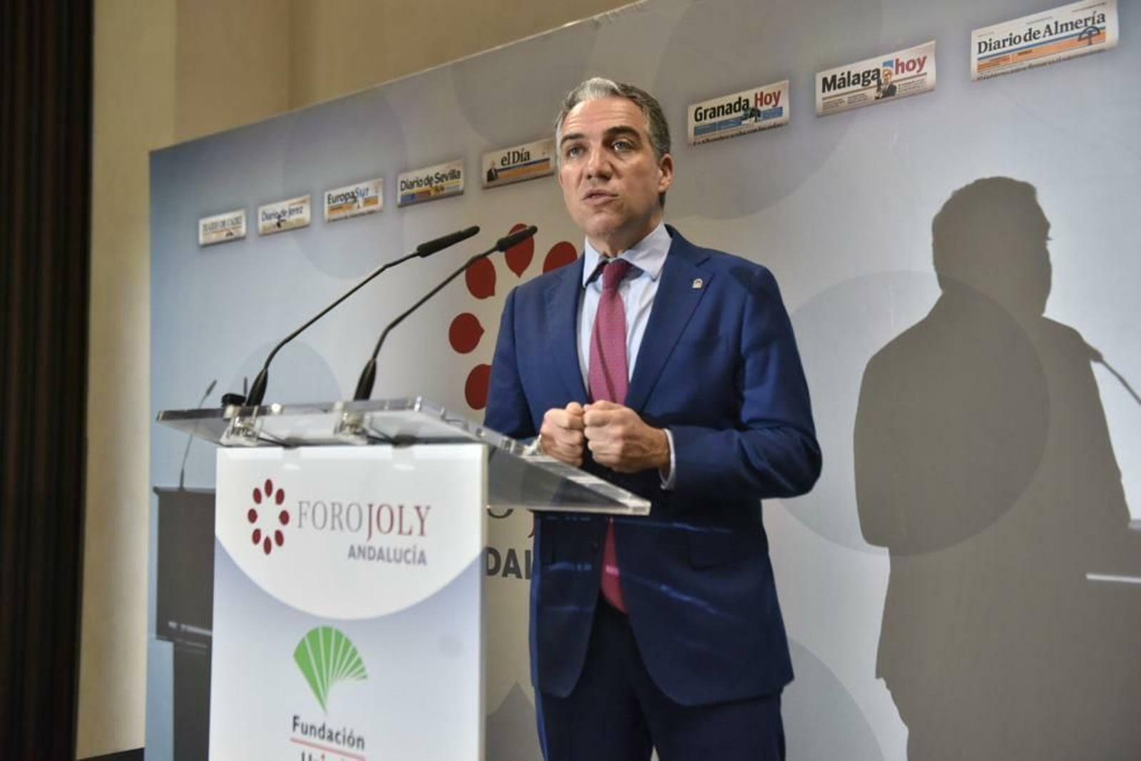 El consejero de la Presidencia, Administración Pública e Interior, Elías Bendodo, durante su intervención en el Foro Joly.