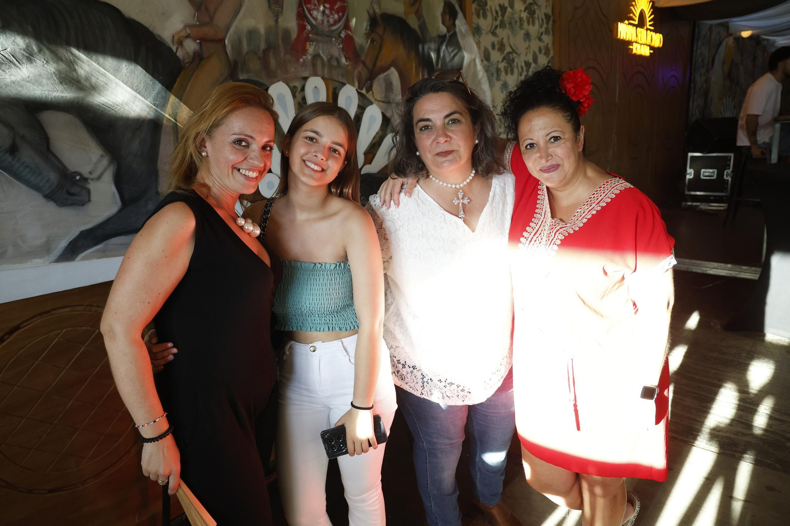 Búscate en las fotos del miercoles en la Feria de Tarifa 2025