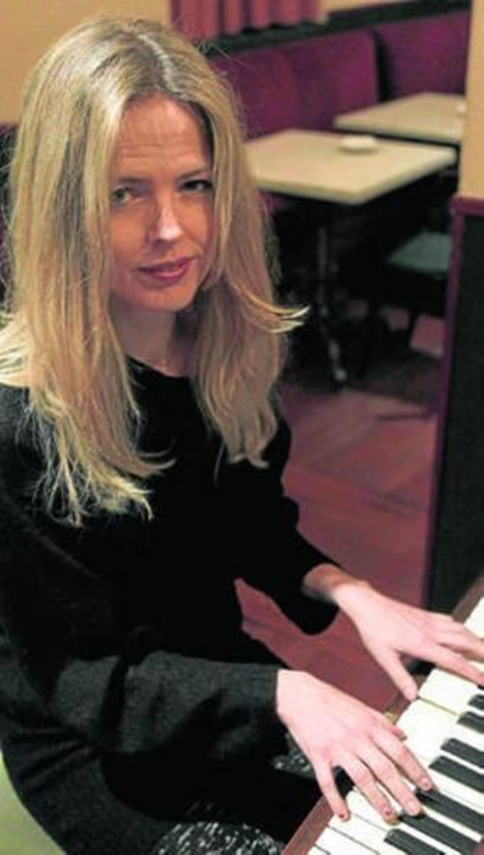 Christina Rosenvinge (Madrid, 1964), al piano. Christina Rosenvinge (Madrid, 1964), al piano.