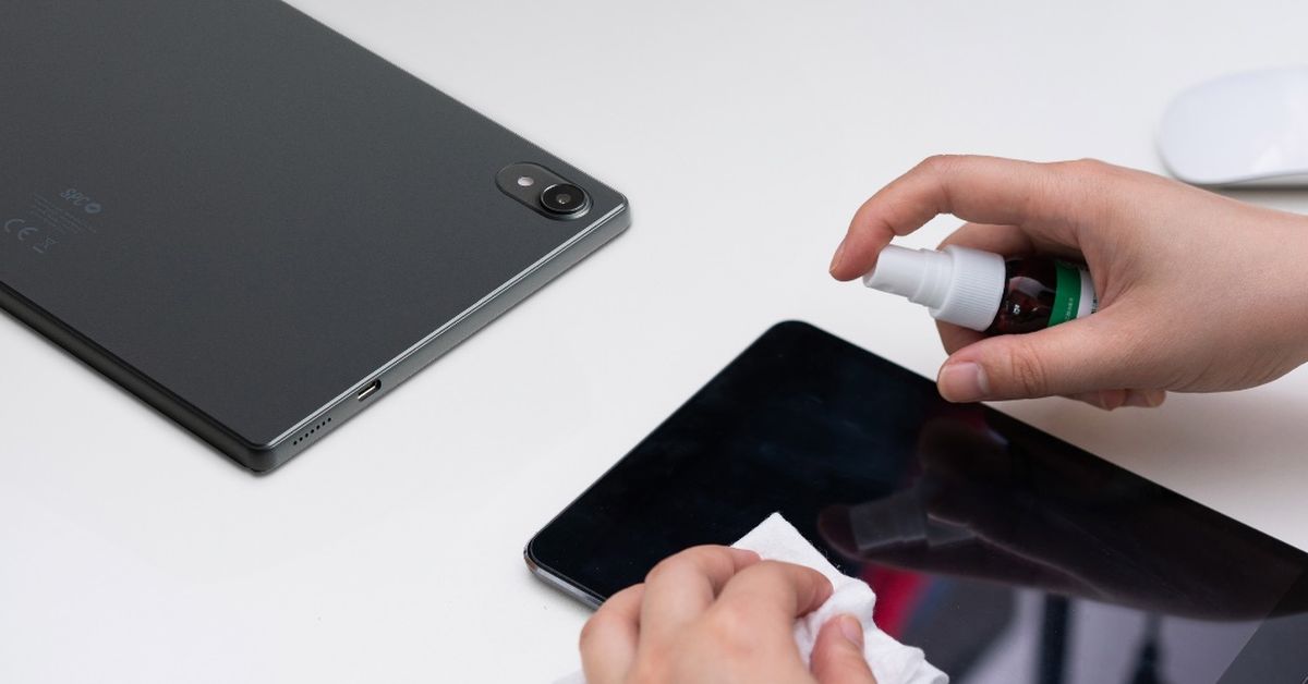 Los principales errores que cometemos al limpiar smartphones y tablets ...