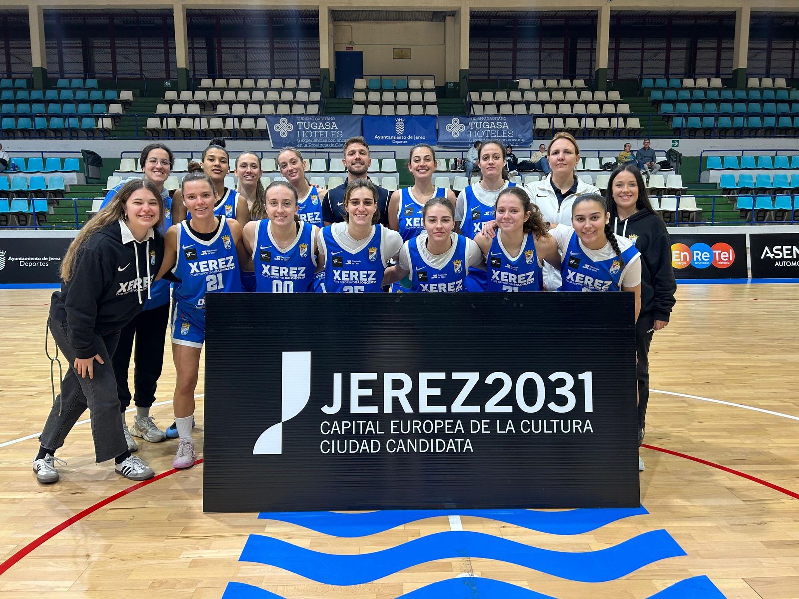 El Baloncesto Xerez acaba la primera vuelta al frente de la clasificación.