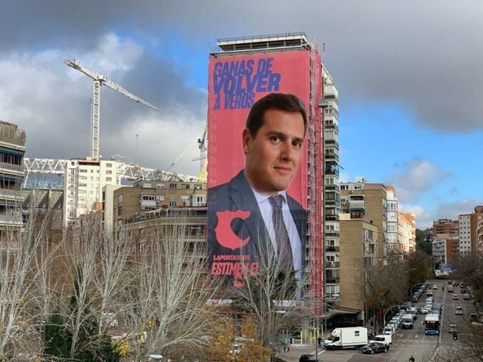 Albert Rivera. Pedro Pacheco se cuela en los memes de Laporta