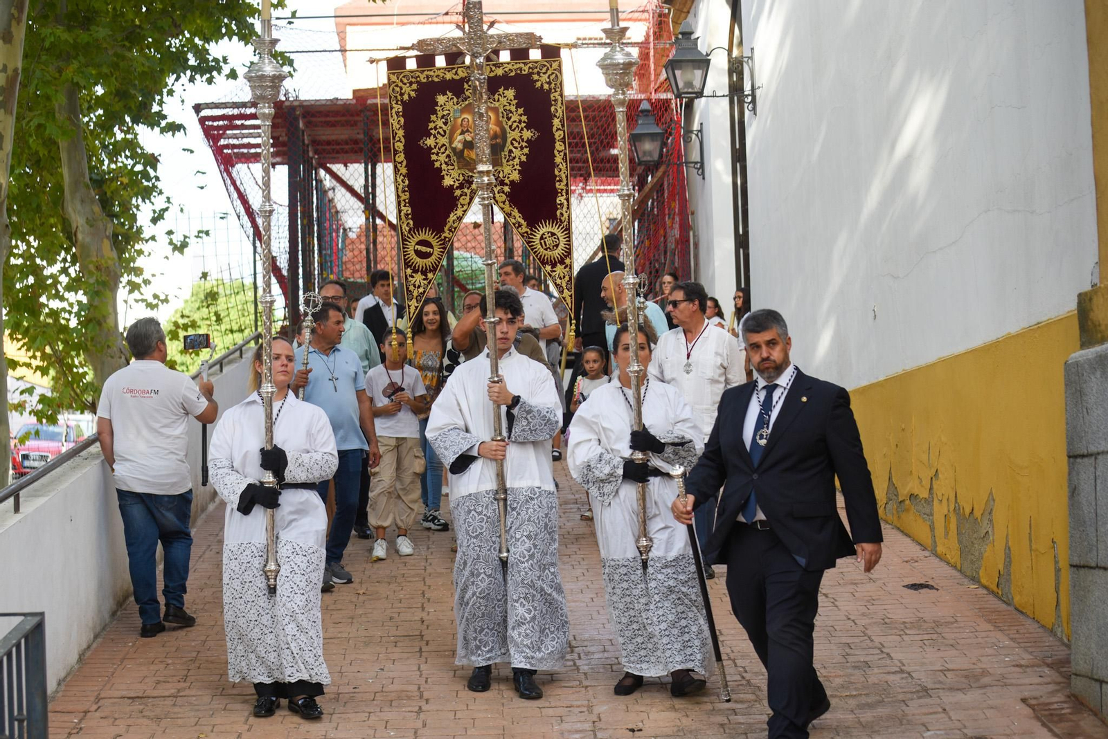 El vía crucis misionero del Cristo del Amor, en imágenes