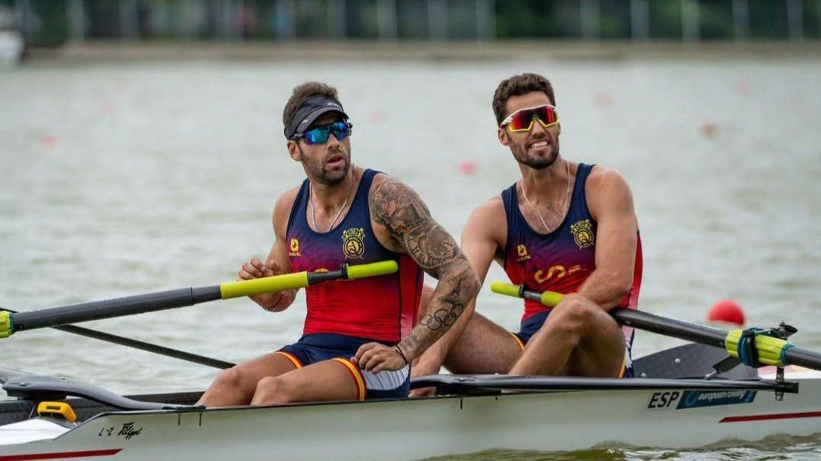 Los sevillanos Jaime Canalejo y Javier García tras clasificarse a la final