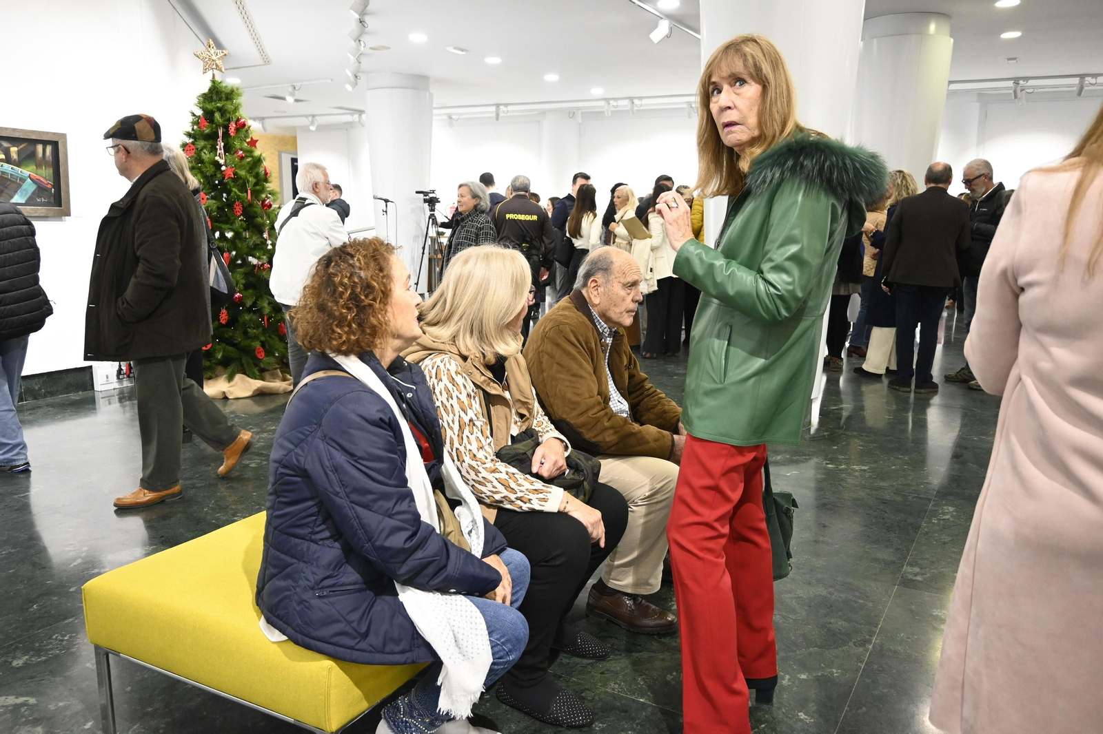 Inauguración de la muestra solidaria titulada 'ArtistasxPrincesa. Una obra por cada princesa RETT'