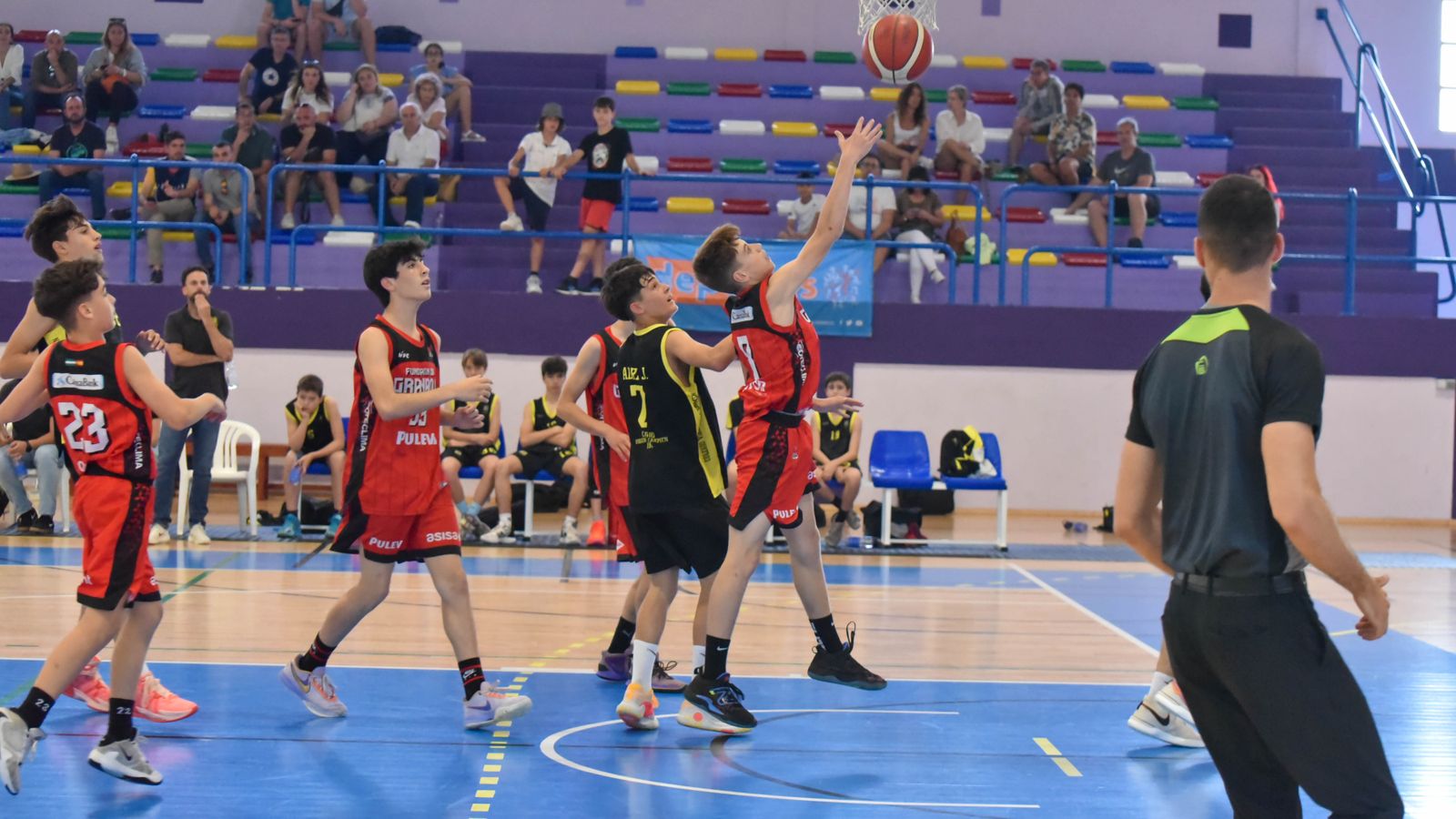 Las fotos de los cuartos de final del Cadeba infantil de La Línea