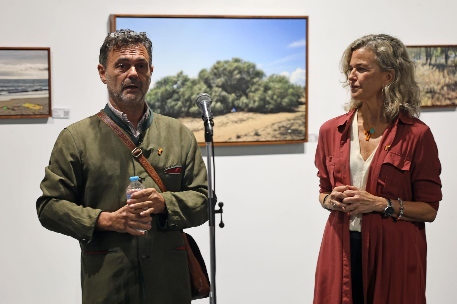 Imágenes de la exposición fotográfica 'Ítems de dudable belleza' del fotógrafo Rafael E.Cárdenas