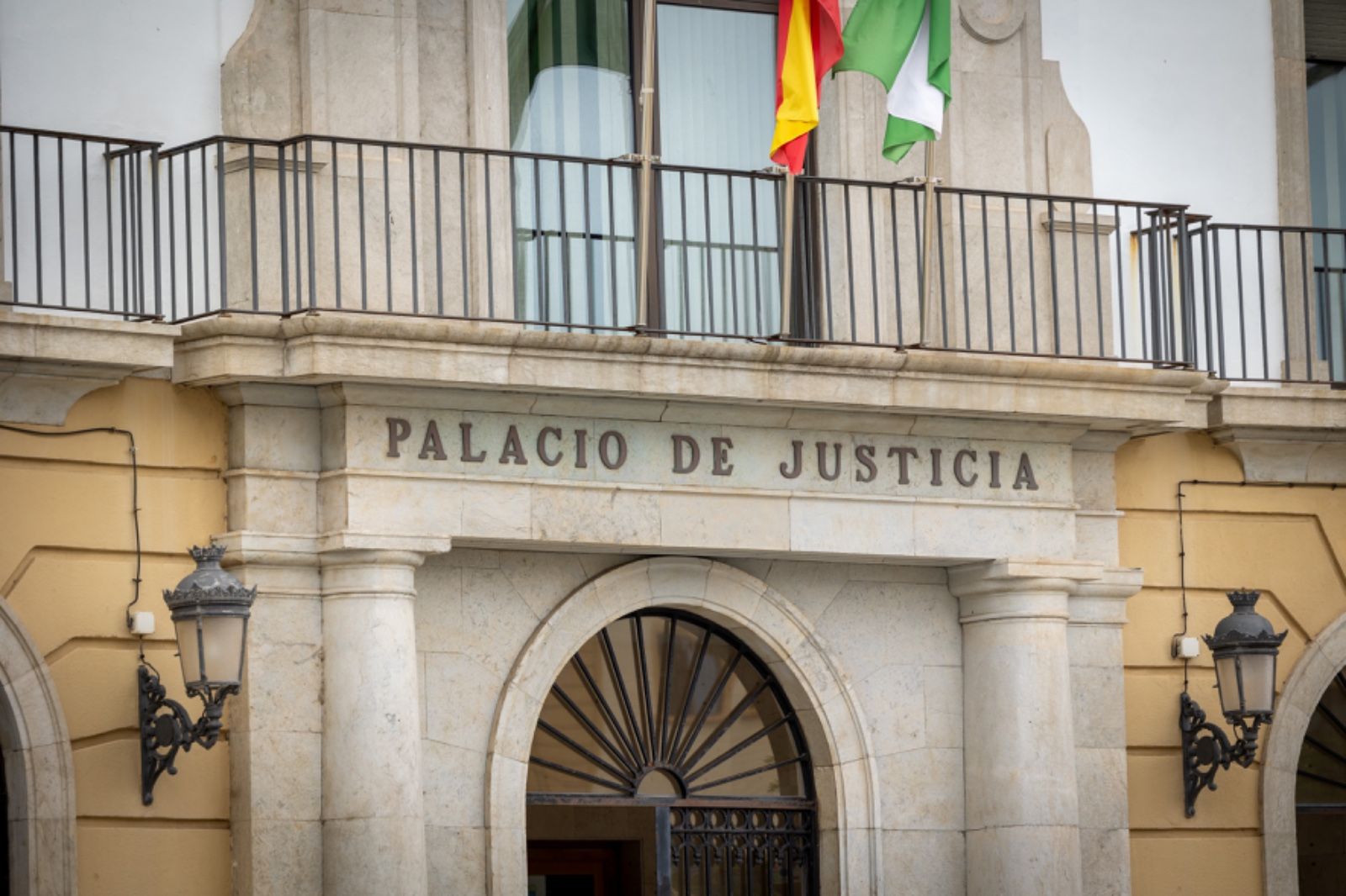 Exterior de la Audiencia Provincial de Cádiz