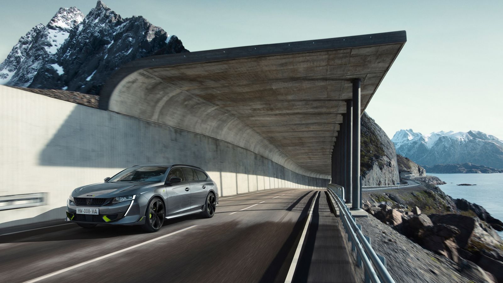 Según Peugeot, este es el primero de los turismos deportivos de una nueva generación que se extenderá a otros modelos de la gama.