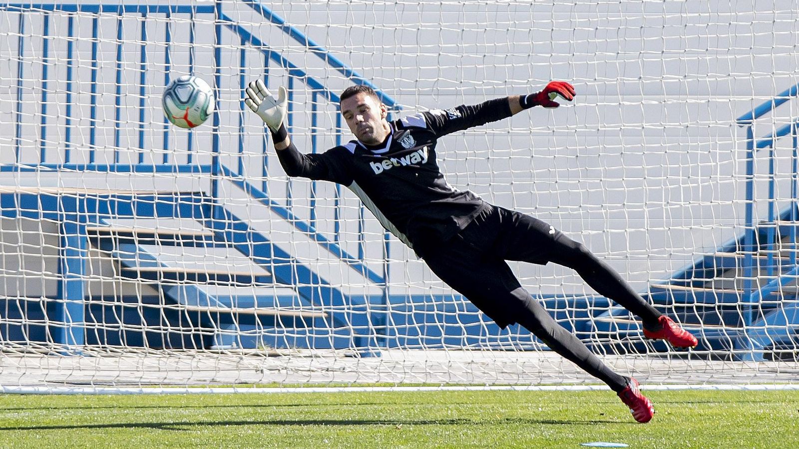 Juan Soriano, en un entrenamiento del Leganés.