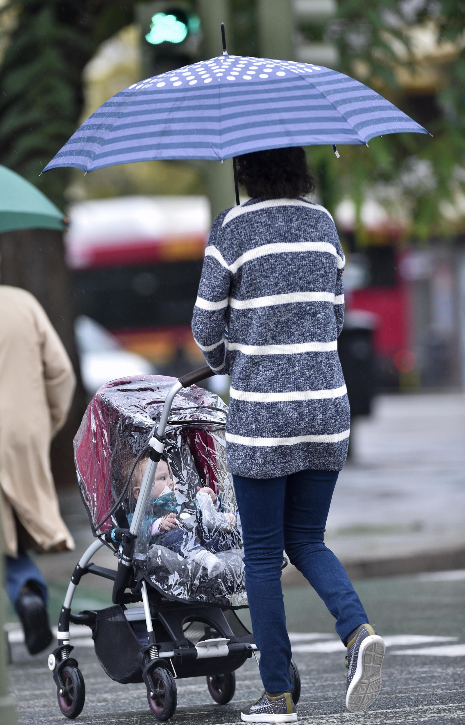 Las fuertes lluvias en Sevilla, en imágenes
