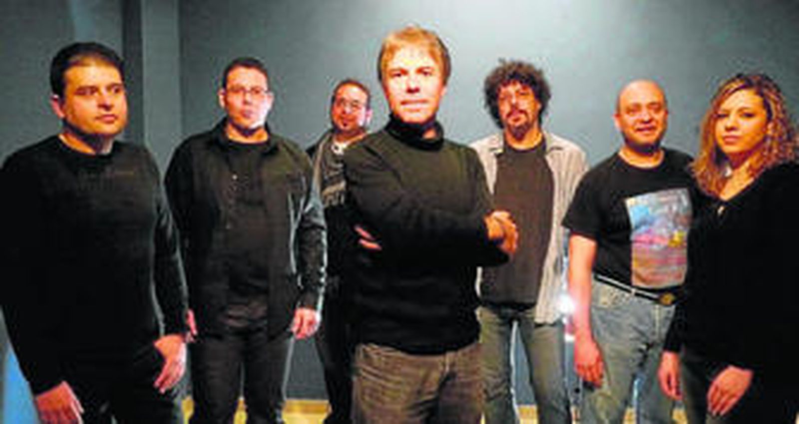 Justo Mullor capitanea este grupo que presenta un espectáculo nuevo que se estrena en Roquetas de Mar.