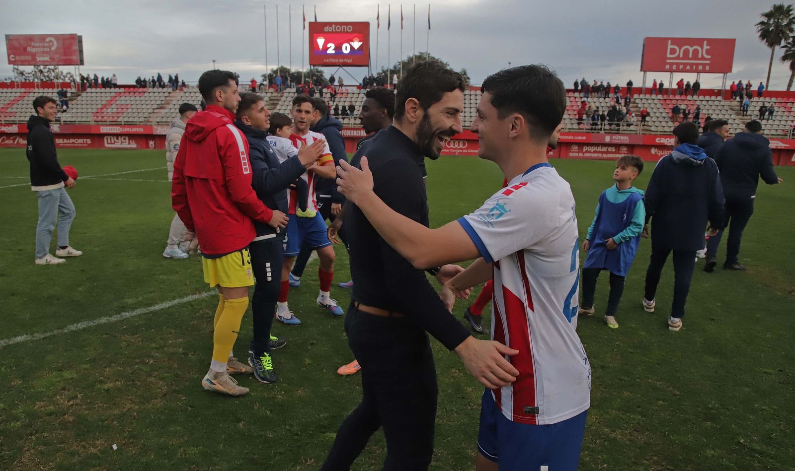 Las mejores fotos del Algeciras - Betis Deportivo de Primera Federación